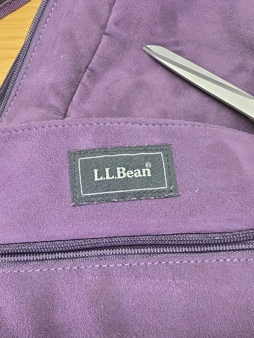 L L Bean Ameribag Healthy Back Purple Sling Crossbody Bag - Picture 2 of 6